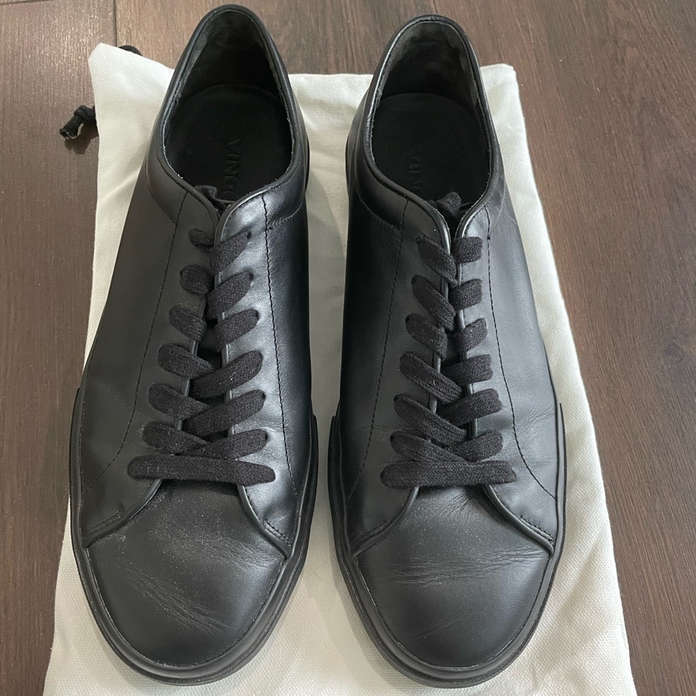 Men’s black Vince sneakers